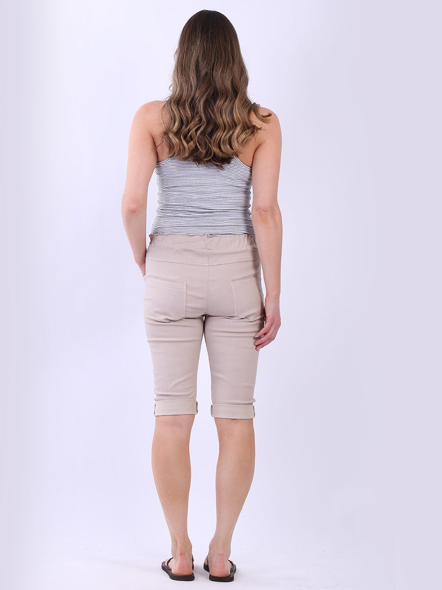 Relaxed Fit Knee Length Plain Magic Shorts